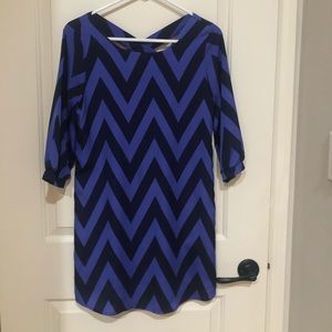 Francesca’s blue chevron dress